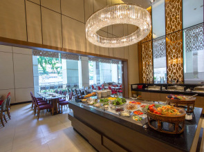 Отель Grande Centre Point Ploenchit