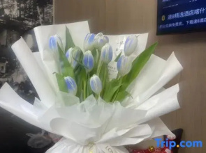 Super 8 Selected Hotel (Qishi Daguanyuan Kashgar Leining International Airport Branch)