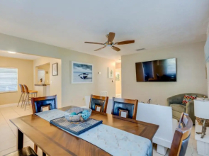 The oasis near the cruise & airport - By Avi