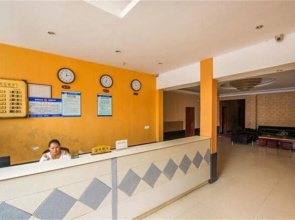 Yibin Meilun Business Hotel