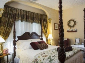 The Magnolia House Inn