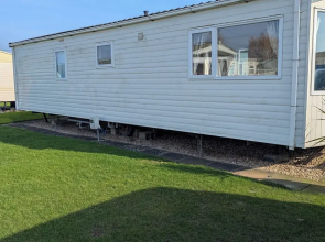 Beachcomber Cabin, Dog Friendly - Anderby Creek