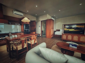 JULIE's HOUSE - LUXURY APARTMENT - HUE