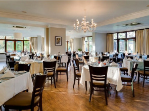 Protea Hotel by Marriott George King George