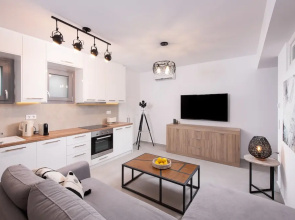 Hosting Moments Semi Basement Apartment
