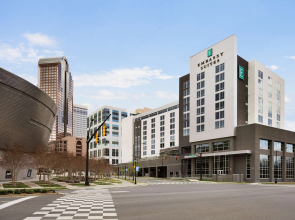 Embassy Suites by Hilton Charlotte Uptown