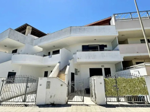 App Lungolago 3 Places Near the Beach
