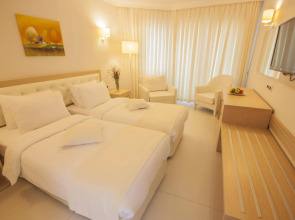 Dragut Point South Hotel