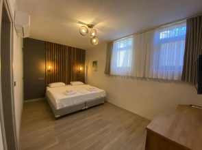 Elyada Konuk Evi (+8 Yaş )