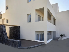 Mayu Suites