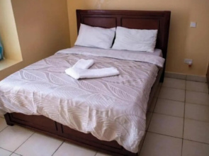 Honey Dew Greatwall Apartments