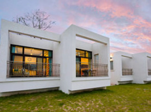 Sea & Pine Pension
