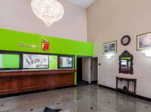 Belleza Inn & Suites Humble - FM 1960