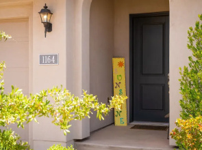Sunshine Serendipity 4 Bedroom Apts by RedAwning