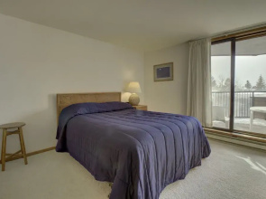 432 Marina Place 2 Bedroom Condo by RedAwning
