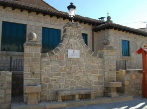 Las Escuelas