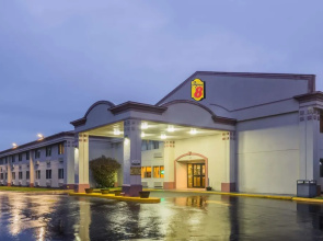 Super 8 Hartford/windsor