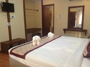 The White Avenue Hotel