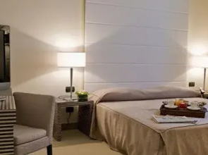 H2C Hotel Napoli
