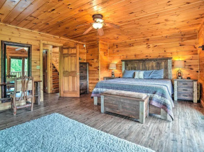 Gatlinburg Cabin w/ Home Theater & Hot Tub!