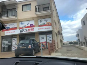Luxury 2 Bed Apartment Next To the Beach