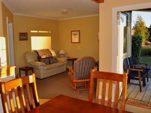 Blue Thistle Cottages