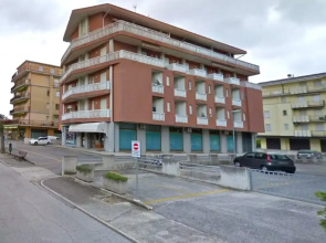 Apartment in Venice Near Porto Santa Beach