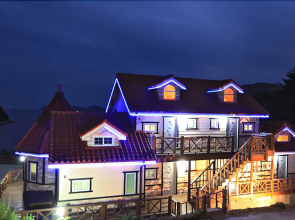 Geoje Ocean Palace Pension