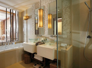 Отель Mövenpick Phuket Bangtao