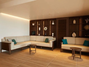 Lazor Sea Resort
