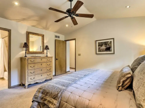 Trendy Avon Townhome - 2 Miles to Beavercreek