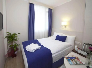 Walk In Hotel