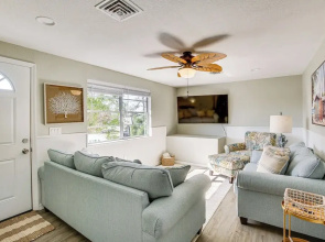 Tropical Bayfront Escape w/ Heated Pool & Dock!