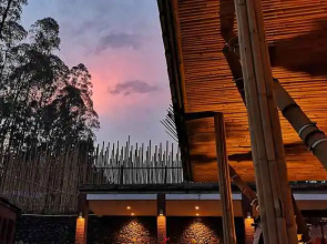 De Potrek Bromo Hotel & Restaurant