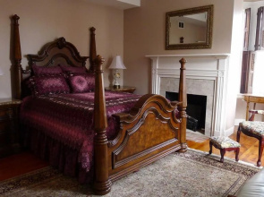 The Swope Manor Bed & Breakfast