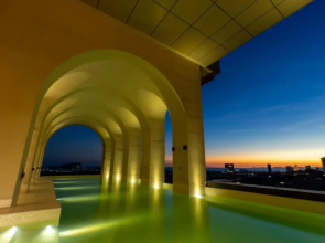Arjuna Solitaire Hotel