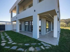 Villa Arithea