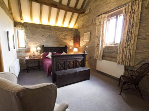 Old Downton Lodge