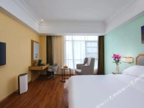 Vienna 3 Best Hotel (Xinghua Municipal Government Branch)