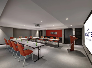 Отель Novotel Sharjah Expo Center