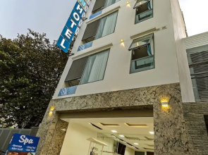 Lyn's Hotel & Apartment