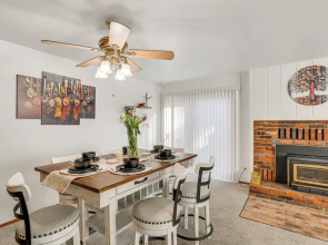 11 Mi to Burney Falls: Charming Home w/ Fireplace