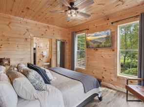 Chasing The Son Cabin 3 Bedroom Cabin by RedAwning