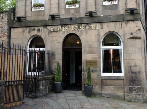 Parliament House Hotel