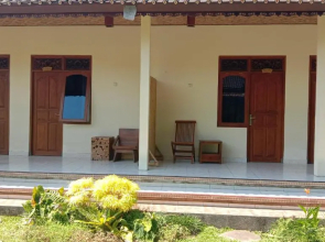 Astawa House