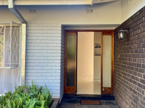 Exquisite 3 bed With Pool and Solar - 2238