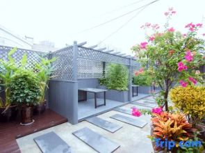 Luoyang hummingbird E-sports Hotel