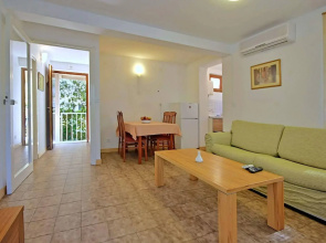 Al Mare Apartments