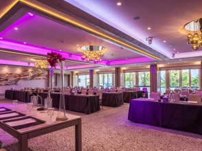 Crowne Plaza Limassol by IHG