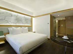 The Park Lane Hong Kong, Autograph Collection